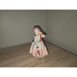 Lovely‎ Royal Doulton Figurine “Babie” HN1679 Signed Excellent Condition